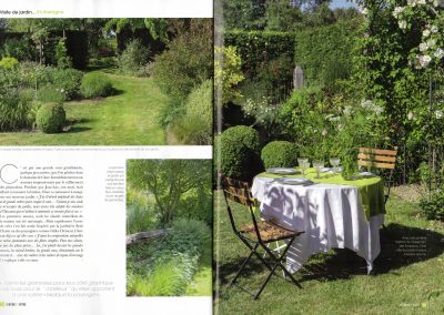 Article mettant en vedette le jardin de Clare Obéron, paysagiste, dans le Magasin Jardinage, Jardins à Vivre, "Éloge du naturel"